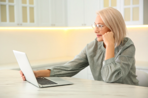 Image of a businesswoman doing research