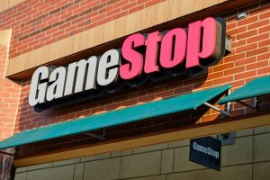 Image of a sign above a GameStop location